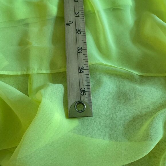 Bebe Dress Womens Sz 4 lime green High low gemstone neckline rhinestone Chiffon - Picture 11 of 14